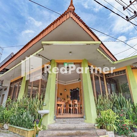 Nafisa Homestay Syariah Near Jatim Park 3 Batu Mitra Reddoorz مالانغ المظهر الخارجي الصورة