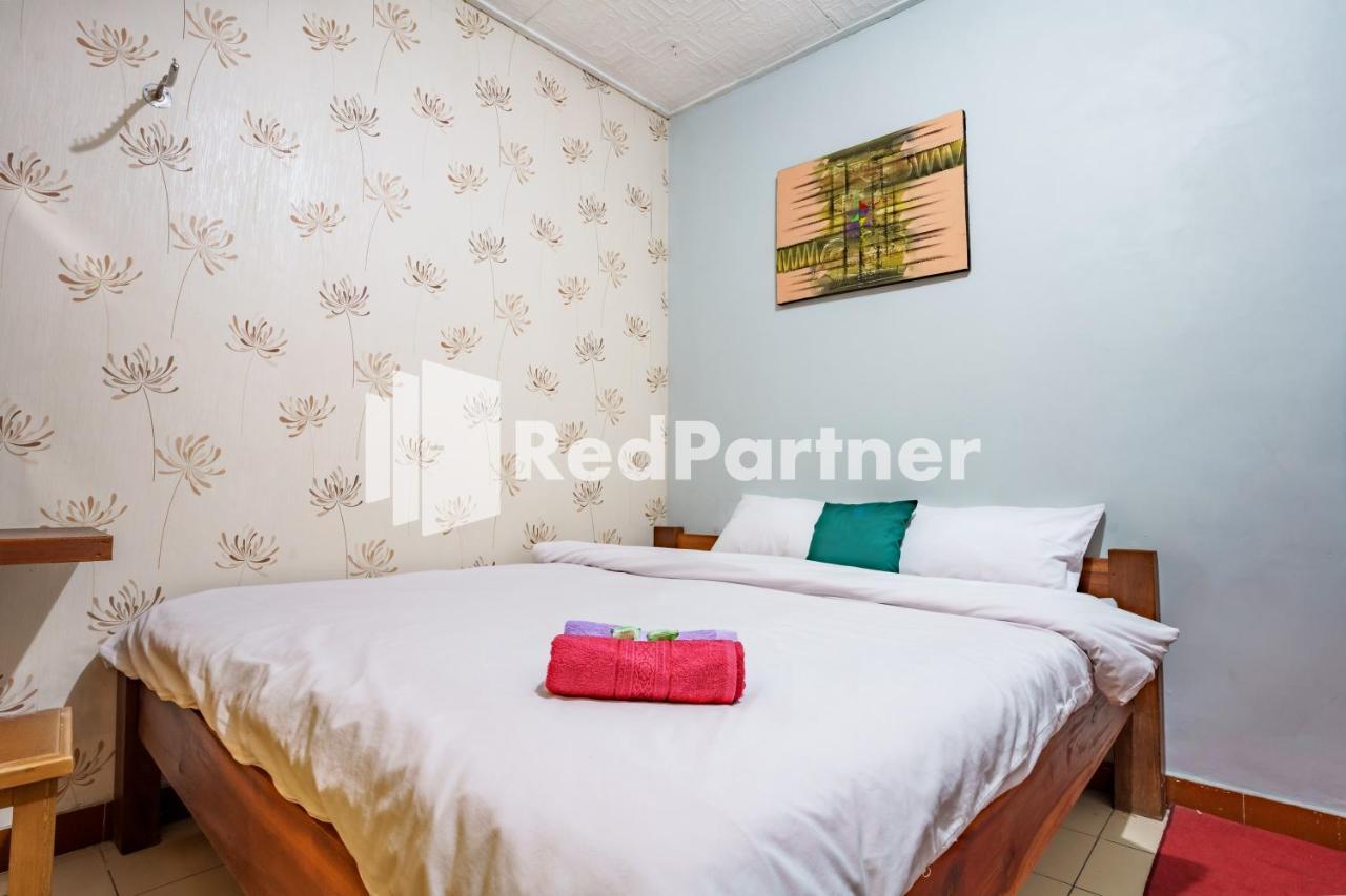 Nafisa Homestay Syariah Near Jatim Park 3 Batu Mitra Reddoorz مالانغ المظهر الخارجي الصورة