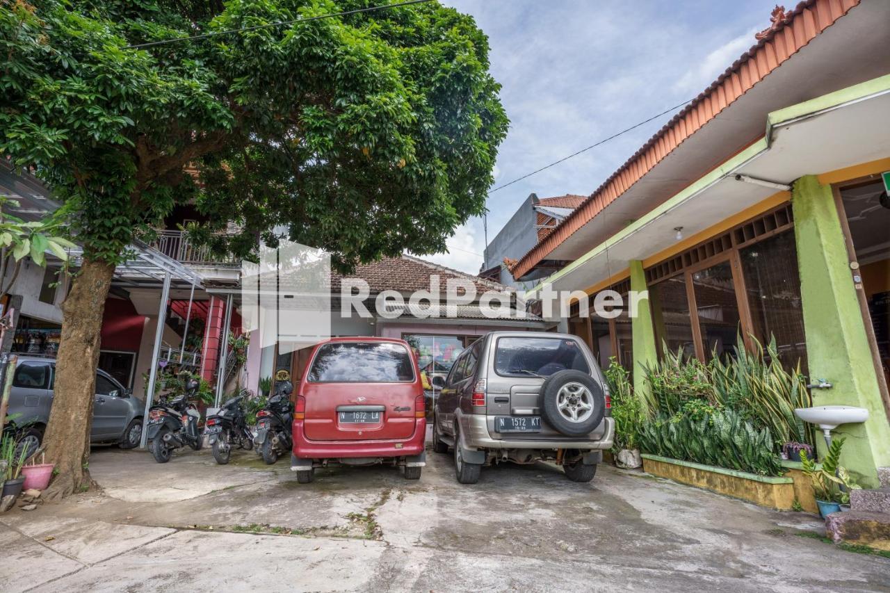 Nafisa Homestay Syariah Near Jatim Park 3 Batu Mitra Reddoorz مالانغ المظهر الخارجي الصورة