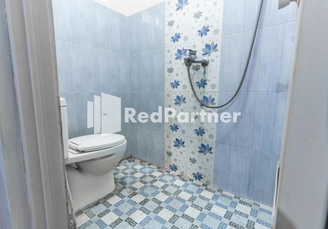 Nafisa Homestay Syariah Near Jatim Park 3 Batu Mitra Reddoorz مالانغ المظهر الخارجي الصورة