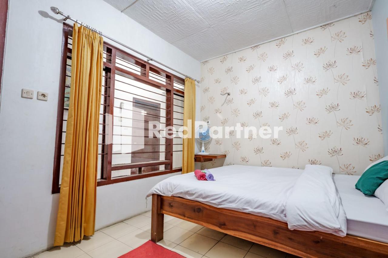 Nafisa Homestay Syariah Near Jatim Park 3 Batu Mitra Reddoorz مالانغ المظهر الخارجي الصورة